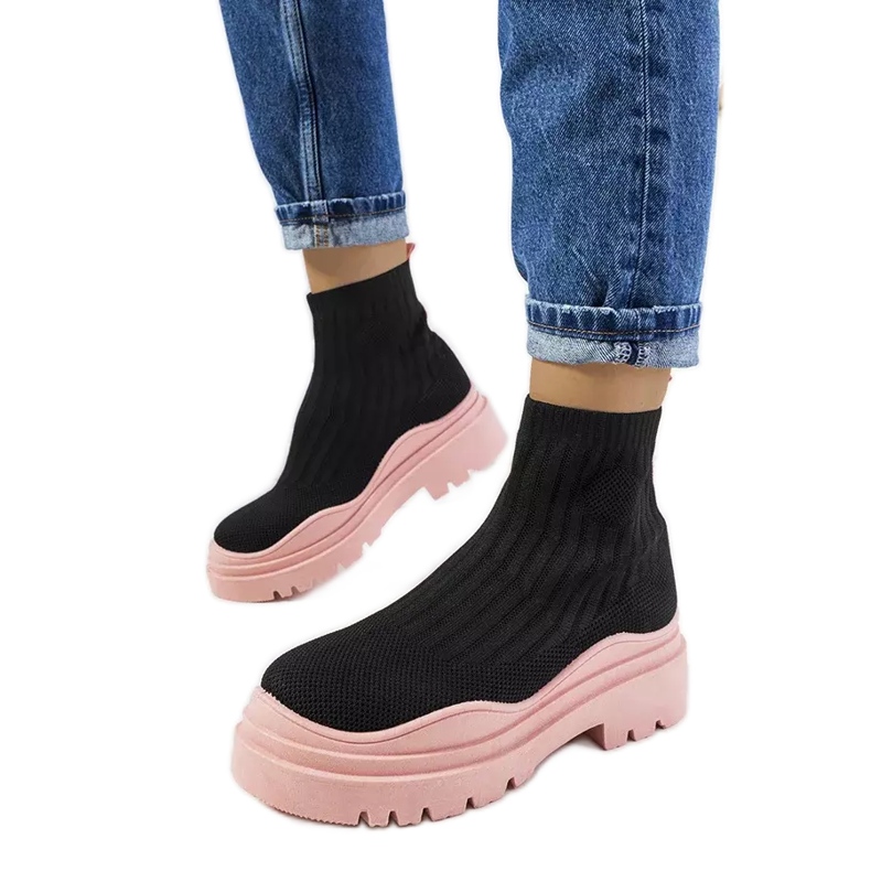 Crne i ružičaste visoke tenisice marke Marks crno