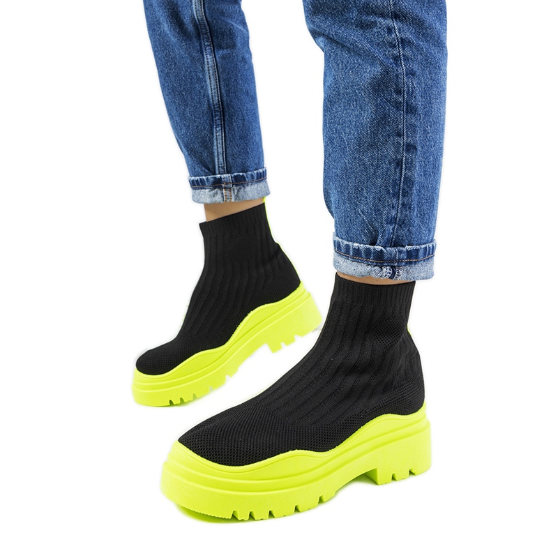 Crno-zelene visoke tenisice marke Marks