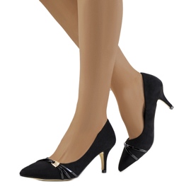 Crne pumpice na Lamond petu crno