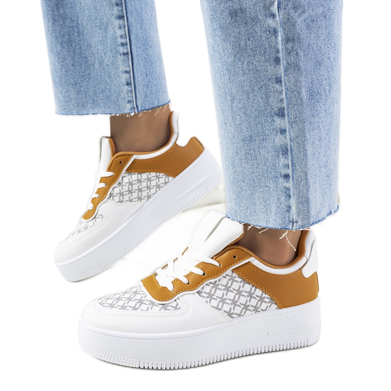 Bijele ženske tenisice Manal bijela žuta boja