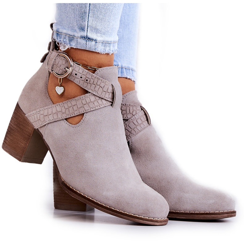 PL5 Kožne čizme s izrezom na kočiću Siva Axelle