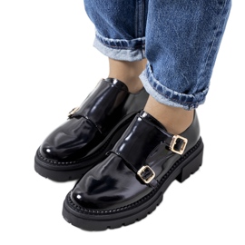 Crno lakirane Valks cipele