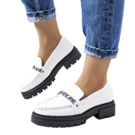 Bijele mokasinke na visokom Louelle potplatu bijela