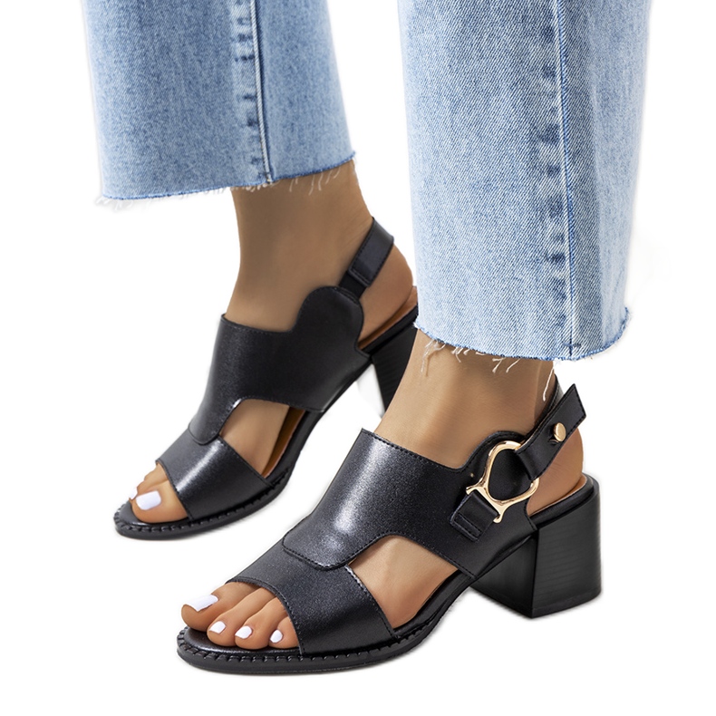 BM Crne sandale na Lamia stupu crno