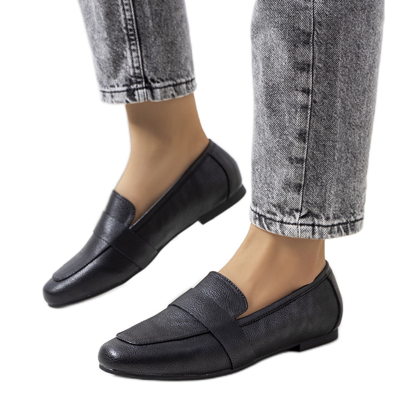 Crne kožne ženske cipele od javora crno