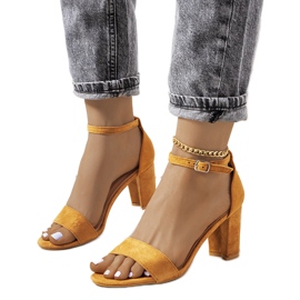 Smeđe sandale na Karella stupu smeđa višebojan