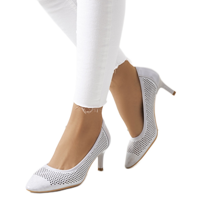 Sive ažurne pumpice na Carling potpetici srebro siva