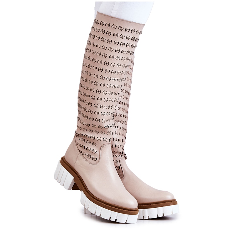 Ažurne kožne čizme s bež patentnim zatvaračem Lativia