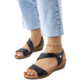 Crne sandale na klin iz Souttara crna