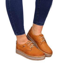 Kožne ženske cipele na platformi svijetlo smeđe Helios 380 smeđa