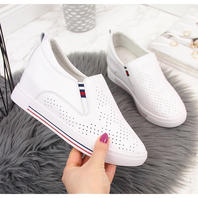 Ženske kožne tenisice na bijeloj ažurnoj klin Filippo bijela