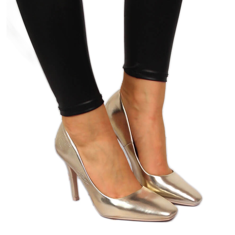 Pumpe na zlatnoj Seastar potpetici zlatna