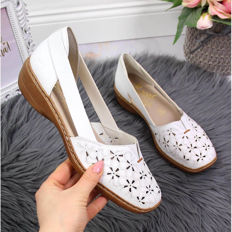 Ženske bijele kožne cipele Rieker 41356 bijela