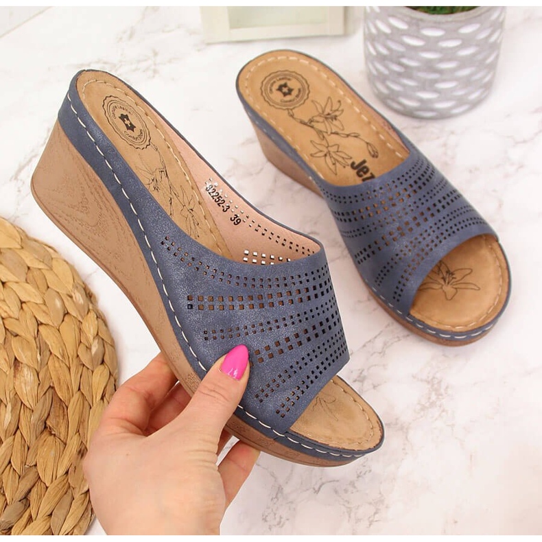 Ženske tamnoplave Jezzi papuče na klin mornarsko plava