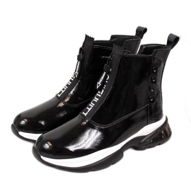 Ženske crne lakirane tenisice T.Sokolski crno