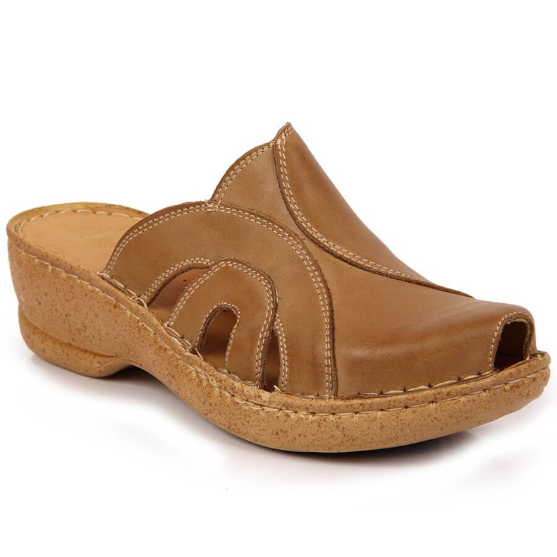 Kožne bež papuče na klin Łukbut 650