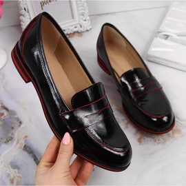 Kožne ženske cipele lordsy lakirana crna Juma