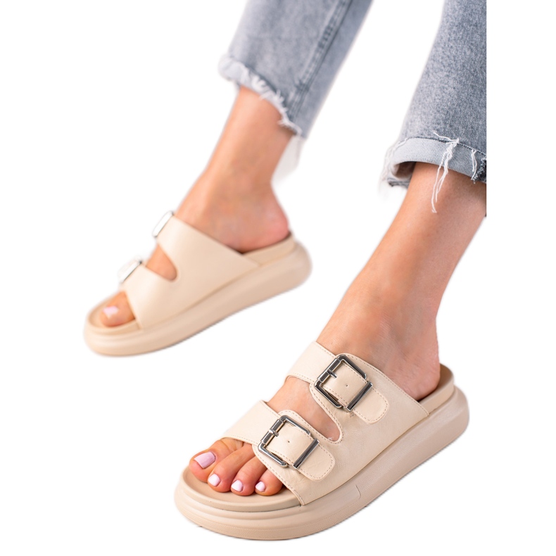 LA.FI papuče s kopčama bež