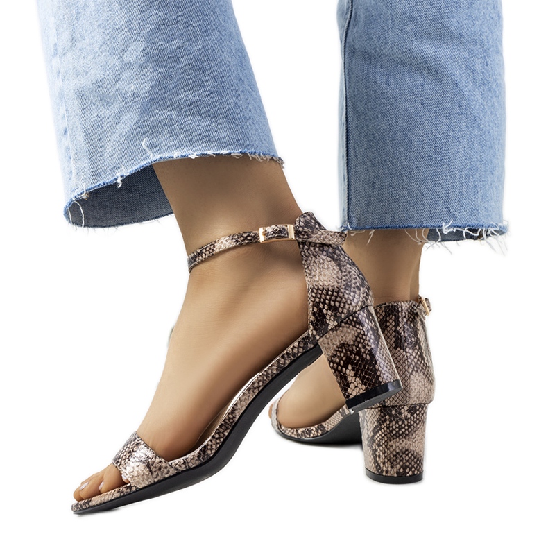 Bež sandale na stupić s motivom zmije Azevedo