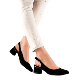 Goodin Pumpe od antilopa s otvorenom petom crno