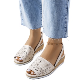 Zlatne sandale na klin Sheripov zlatni