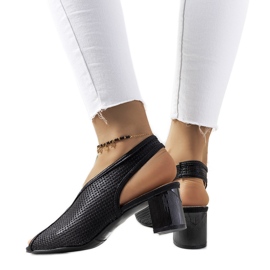 Black Rush ažurne sandale crna