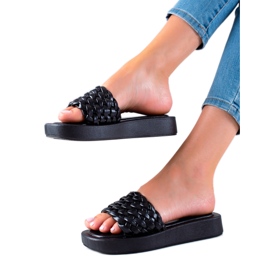 Mannika Papuče na platformi crna