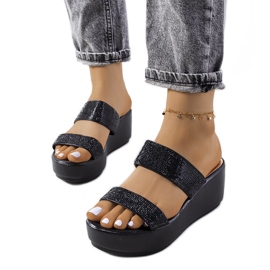 Crne papuče na platformi Marlien crna