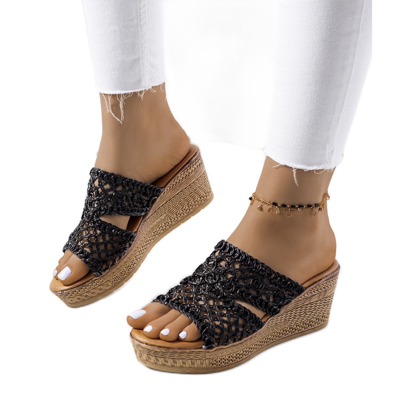 Crne Clara štikle na klin crno