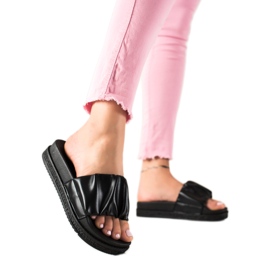 SHELOVET Crne papuče na platformi crna