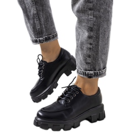 Crne cipele na traktorskom potplatu Feline crno