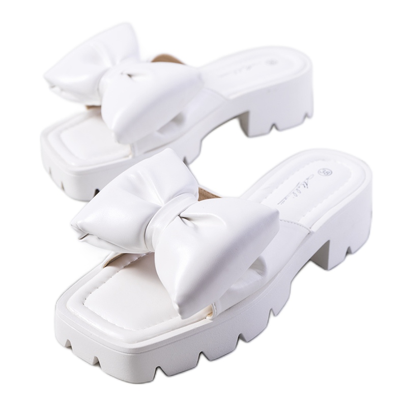 Bijele papuče na traktorskom potplatu Platta bijela