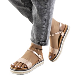 Zlatne sandale na ukrašenoj Acton platformi zlatni