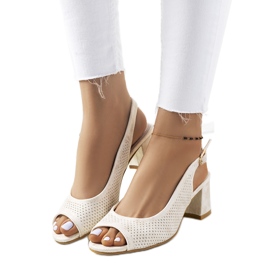 Zlatne ažurne sandale na Malone stupu zlatni