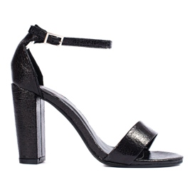 SHELOVET Sandale na visokoj traci crna