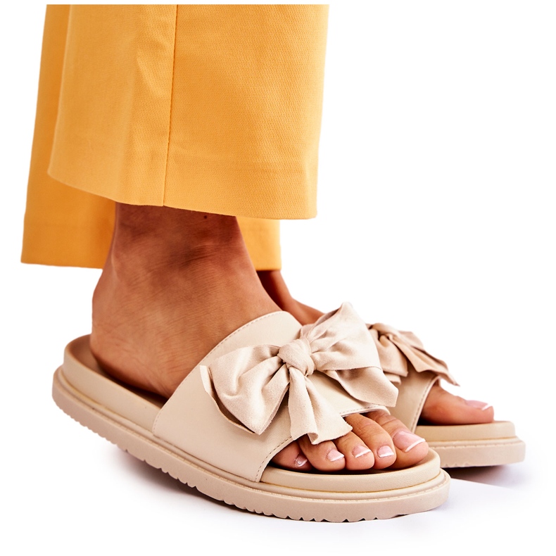 PJ1 Klasične ženske kožne papuče s mašnom, bež Dessy