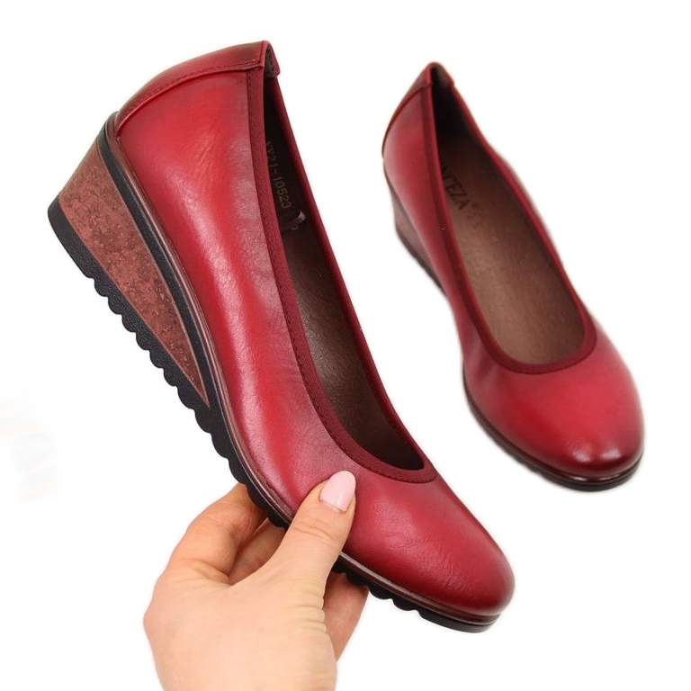 Crvene klinaste pumpice W Vinceza crvena