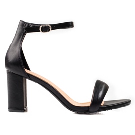 SHELOVET Crne sandale na šanku crna