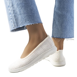 Bež ženske tenisice Suvia ekru