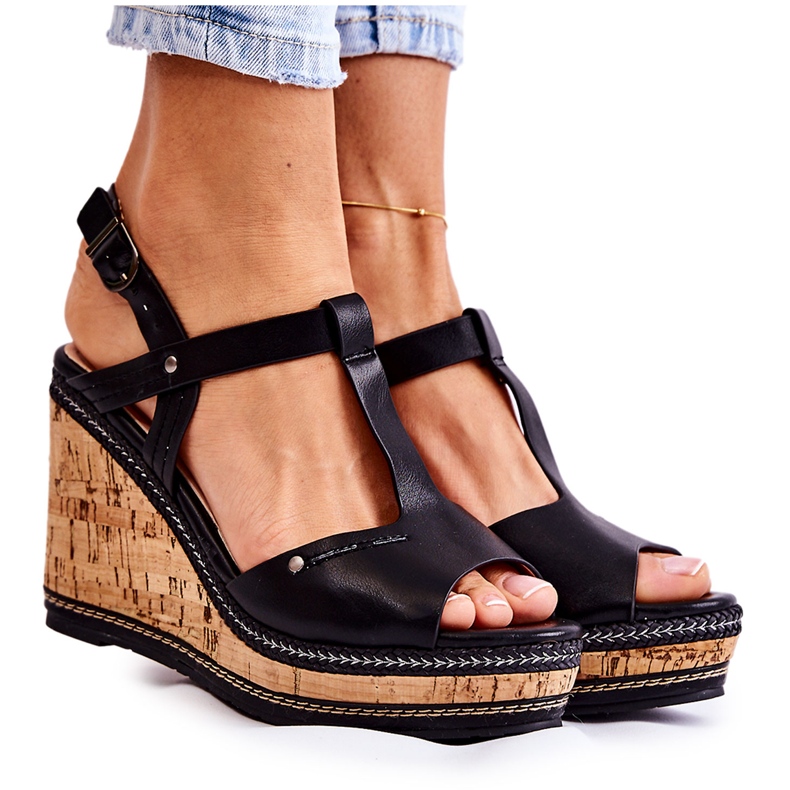 PG1 Klasične crne kožne sandale na klin Valorin crno