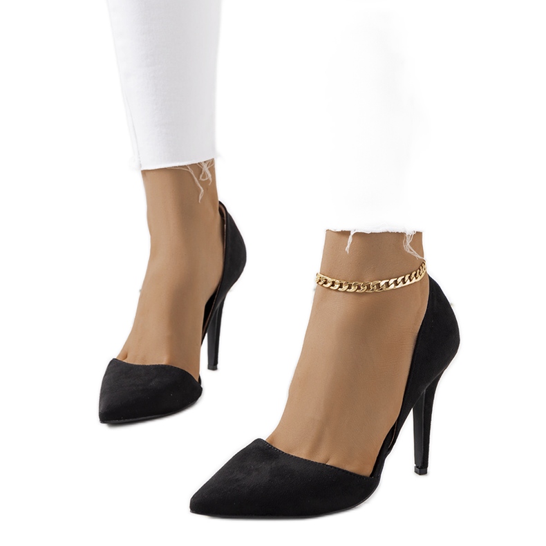 Crne štikle s ukrasnim Nasmah izrezima crno