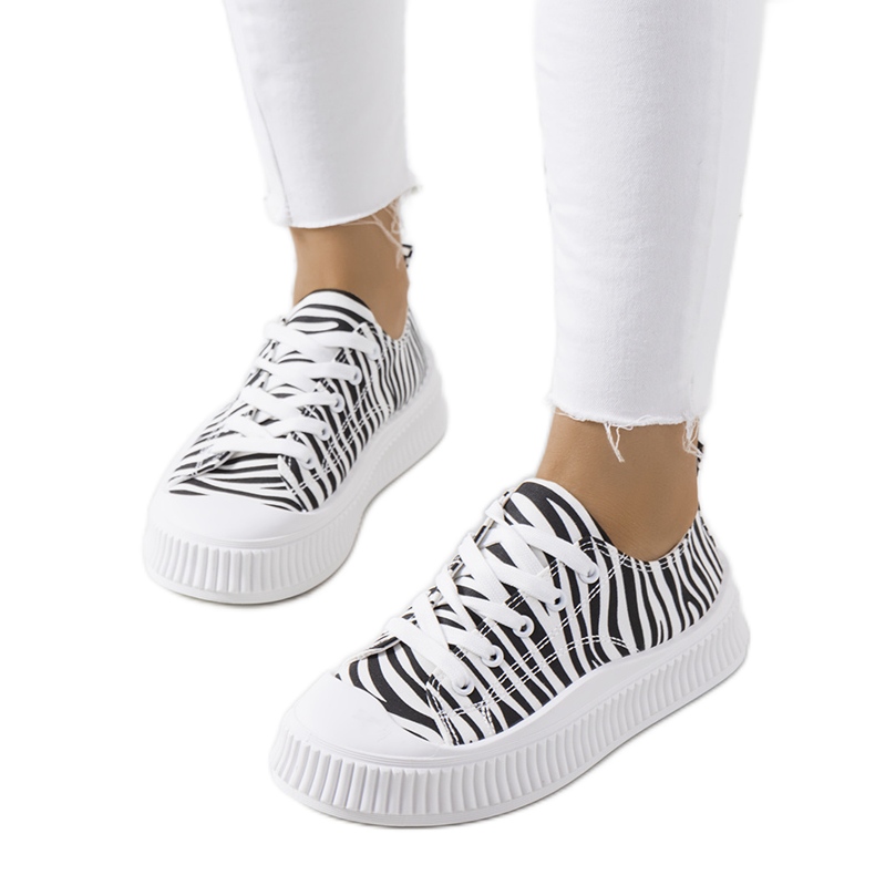 Crno-bijele tenisice na platformi Chovka bijela