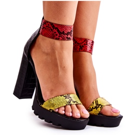 Modne sandale na masivnoj traci Multikolor Elisen crna crvena žuta boja