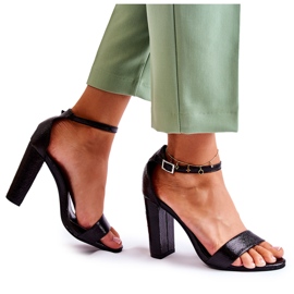 Klasične kožne sandale na šipki crne Sallen crna