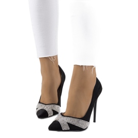 Stevenove crne štikle crno