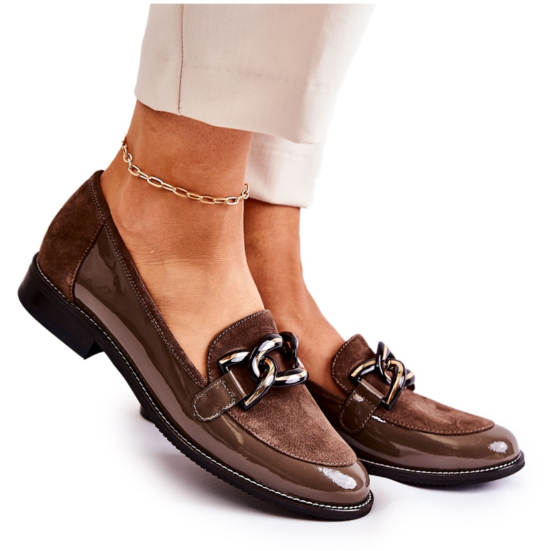 Klasične natikače s lancem Laura Messi 2531 smeđa