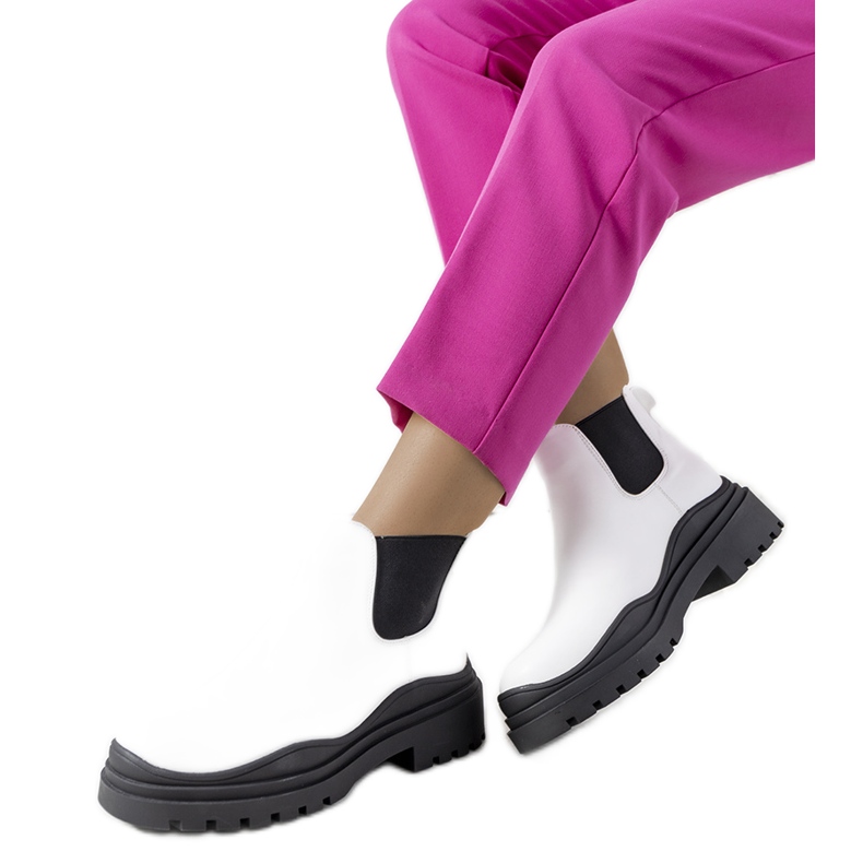 Bijele čizme na visokom Wekey potplatu bijela