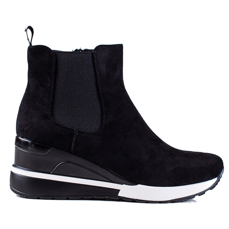 Ženske sportske čizme Vinceza na crnu šiltericu crno