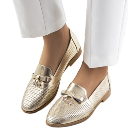 Zlatne ažurne natikače od prirodne Curi kože zlatni