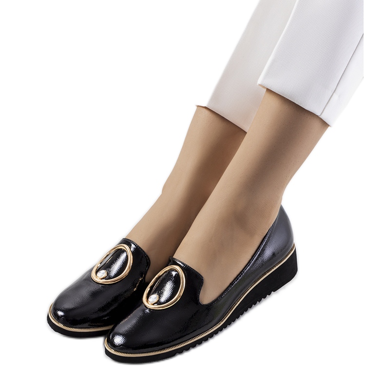 Crne lakirane cipele Kadyro crno